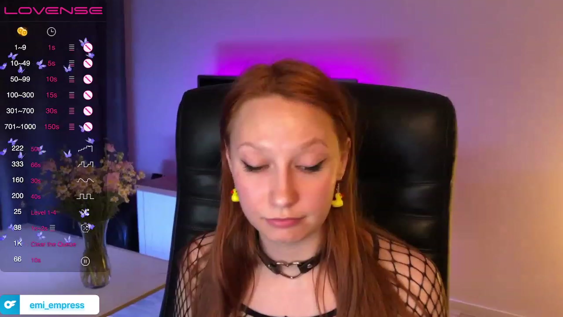 Gallery image thumbnail from EmmaRedFox's myfreecams stream on, 05/27/2023, 20:07 image 11 of 20