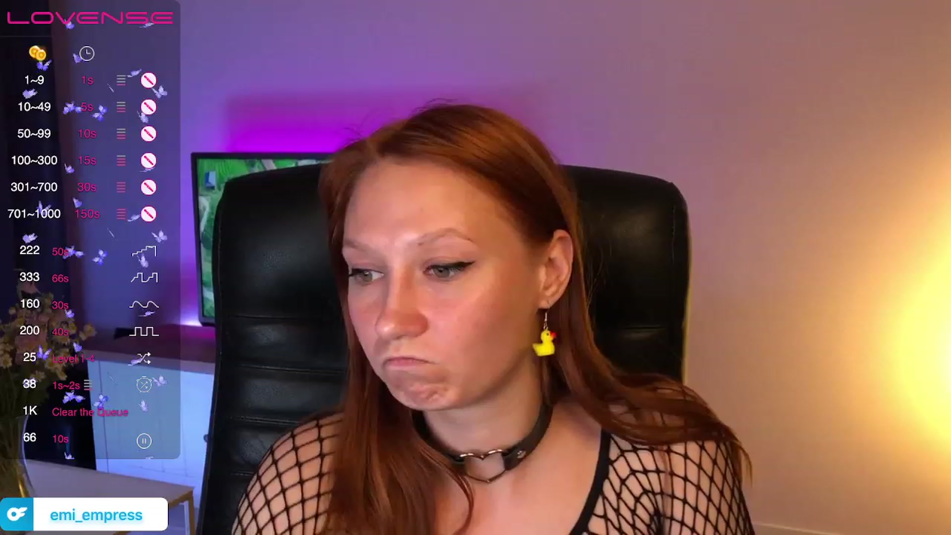 Gallery image thumbnail from EmmaRedFox's myfreecams stream on, 05/27/2023, 20:26 image 3 of 20