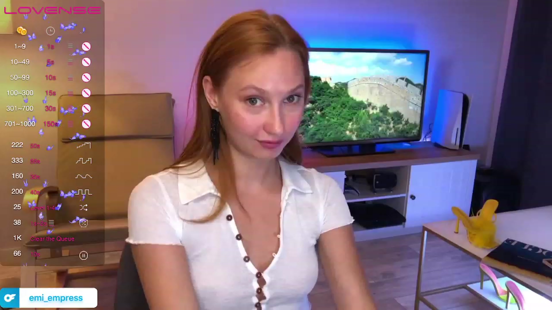 Gallery image thumbnail from EmmaRedFox's myfreecams stream on, 07/07/2023, 20:51 image 6 of 20