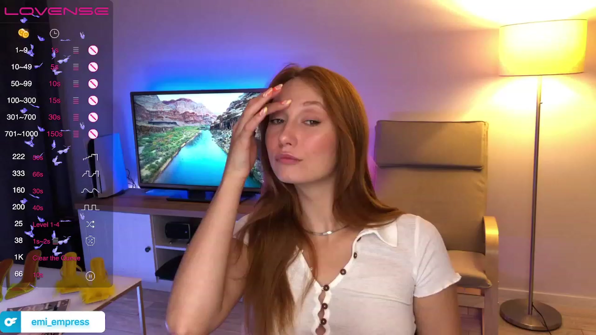 Gallery image thumbnail from EmmaRedFox's myfreecams stream on, 07/08/2023, 18:55 image 4 of 20