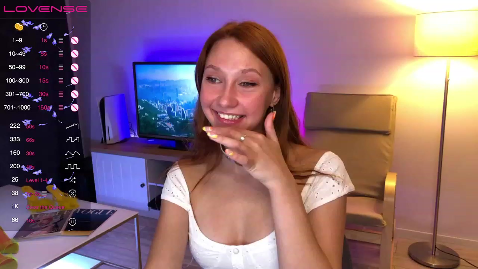 Gallery image thumbnail from EmmaRedFox's myfreecams stream on, 07/10/2023, 20:20 image 1 of 20