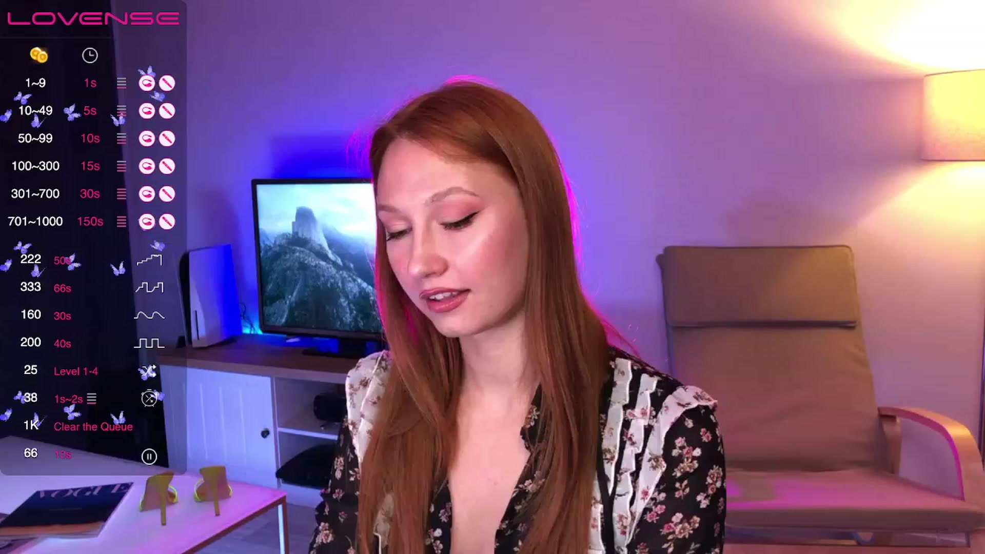 Gallery image thumbnail from EmmaRedFox's myfreecams stream on, 07/13/2023, 19:03 image 19 of 20