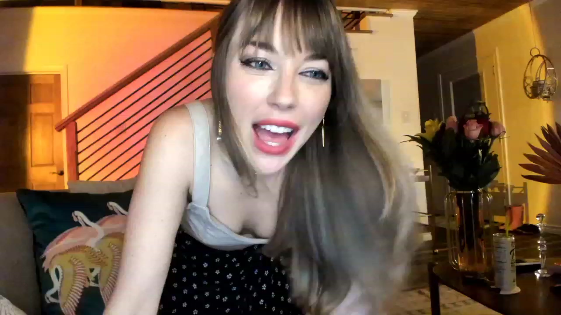 Gallery image thumbnail from EmmaStarseed's myfreecams stream on, 11/29/2022, 05:32 image 1 of 20