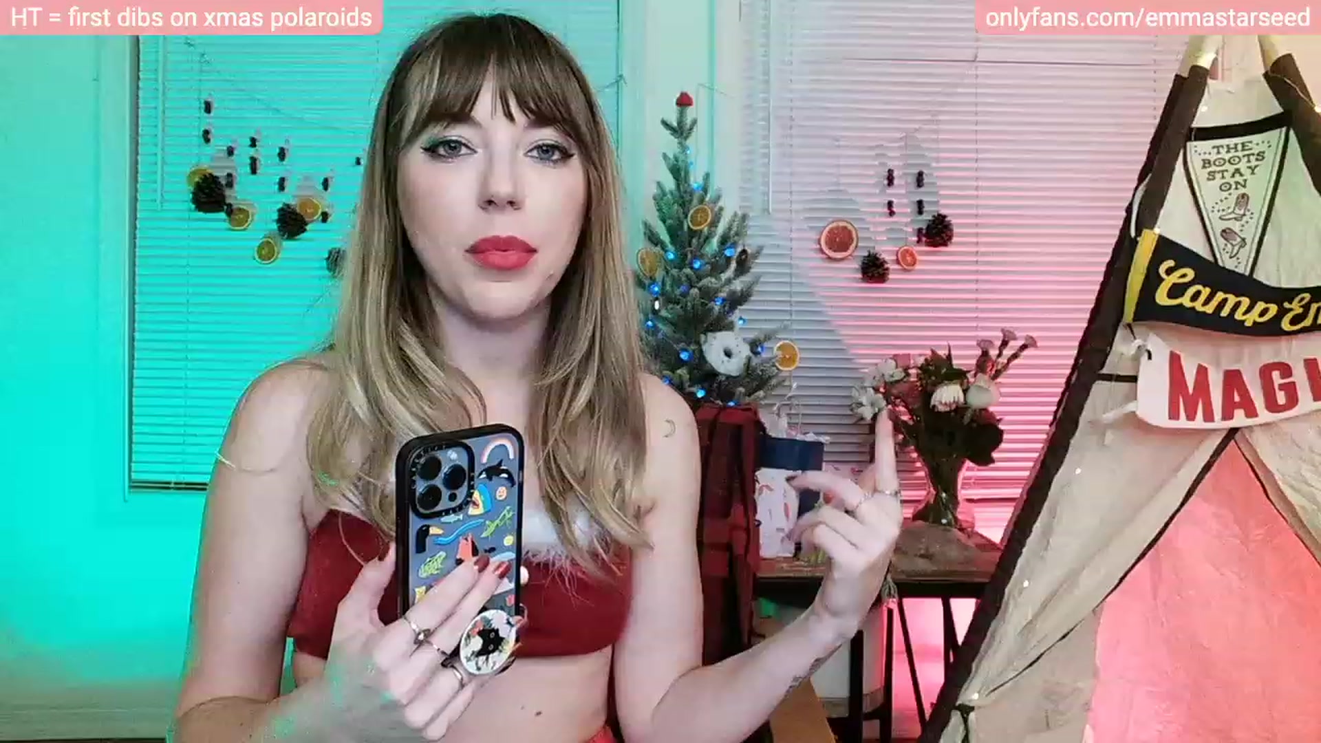 Gallery image thumbnail from EmmaStarseed's myfreecams stream on, 12/12/2022, 05:29 image 5 of 20