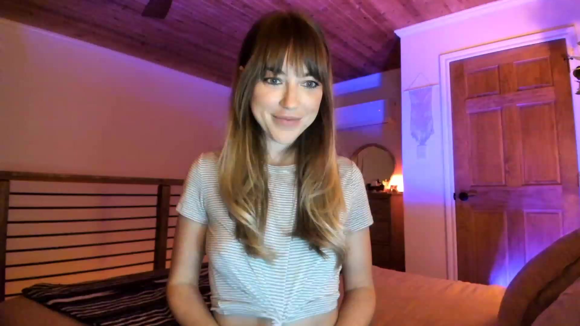 Gallery image thumbnail from EmmaStarseed's myfreecams stream on, 02/05/2023, 04:12 image 2 of 20