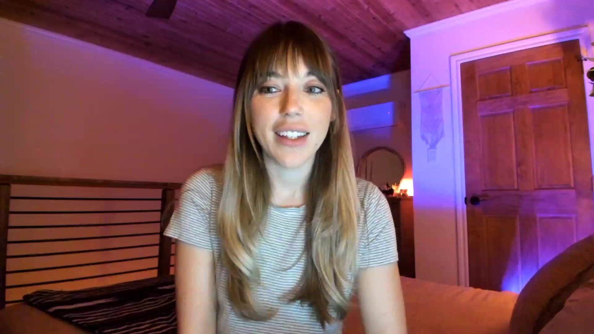 Gallery image thumbnail from EmmaStarseed's myfreecams stream on, 02/05/2023, 04:12 image 11 of 20