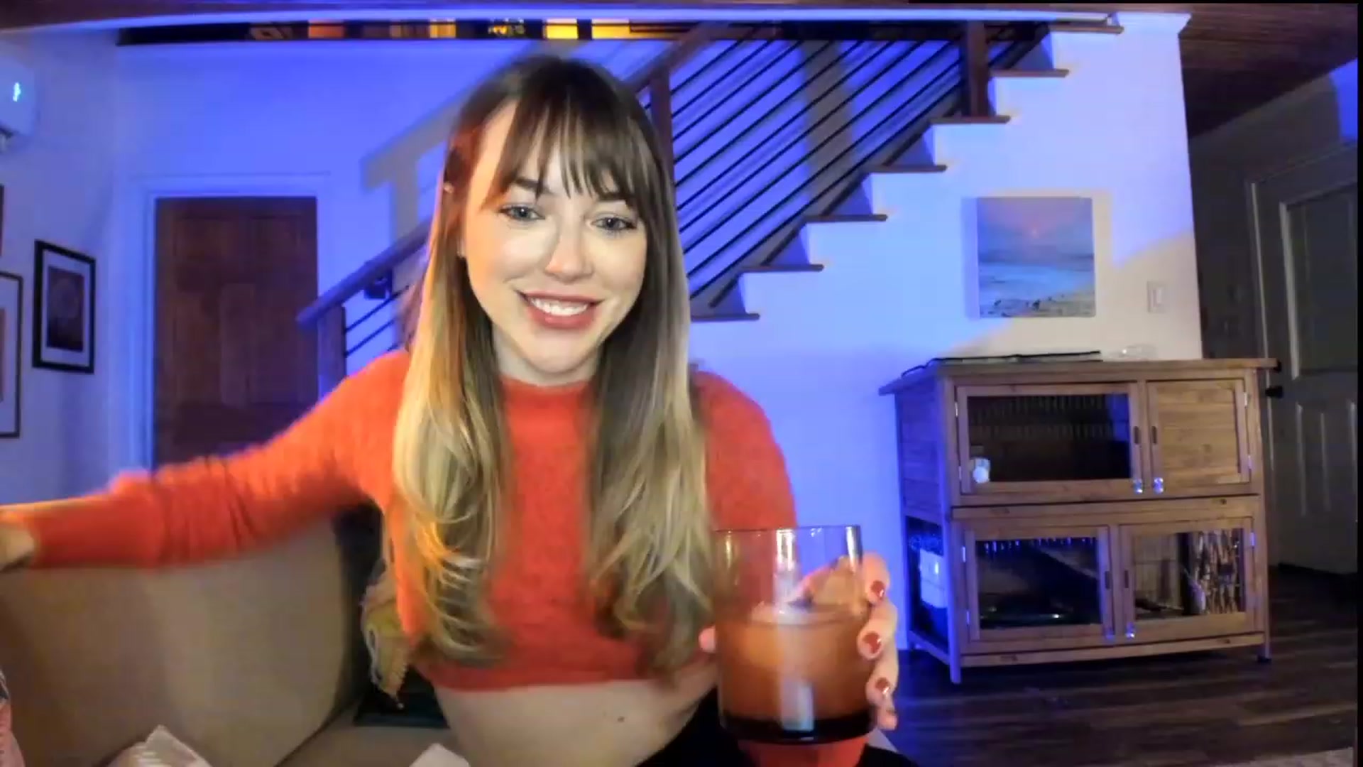 Gallery image thumbnail from EmmaStarseed's myfreecams stream on, 02/11/2023, 04:16 image 11 of 20