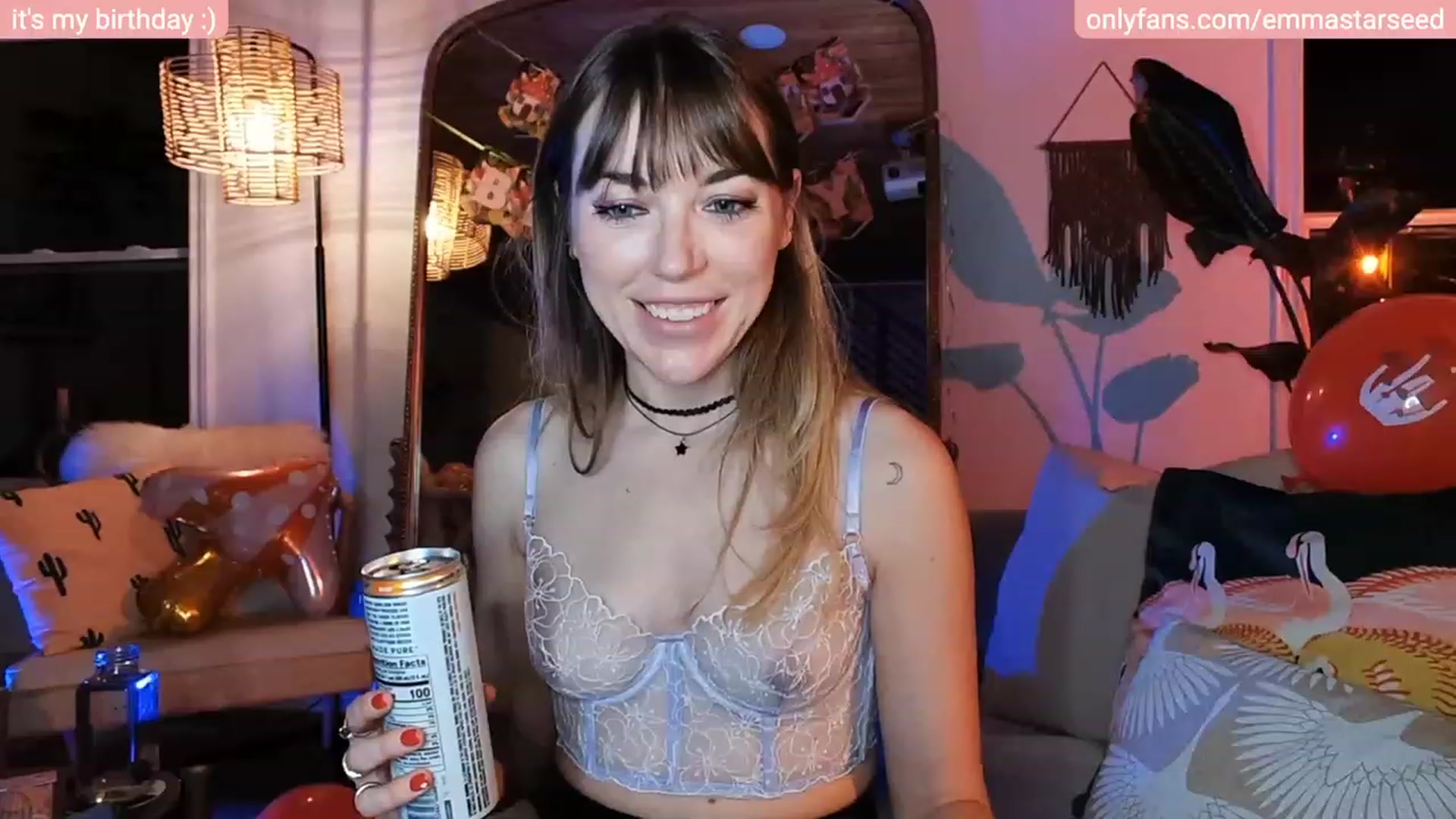 Gallery image thumbnail from EmmaStarseed's myfreecams stream on, 02/23/2023, 05:28 image 2 of 20