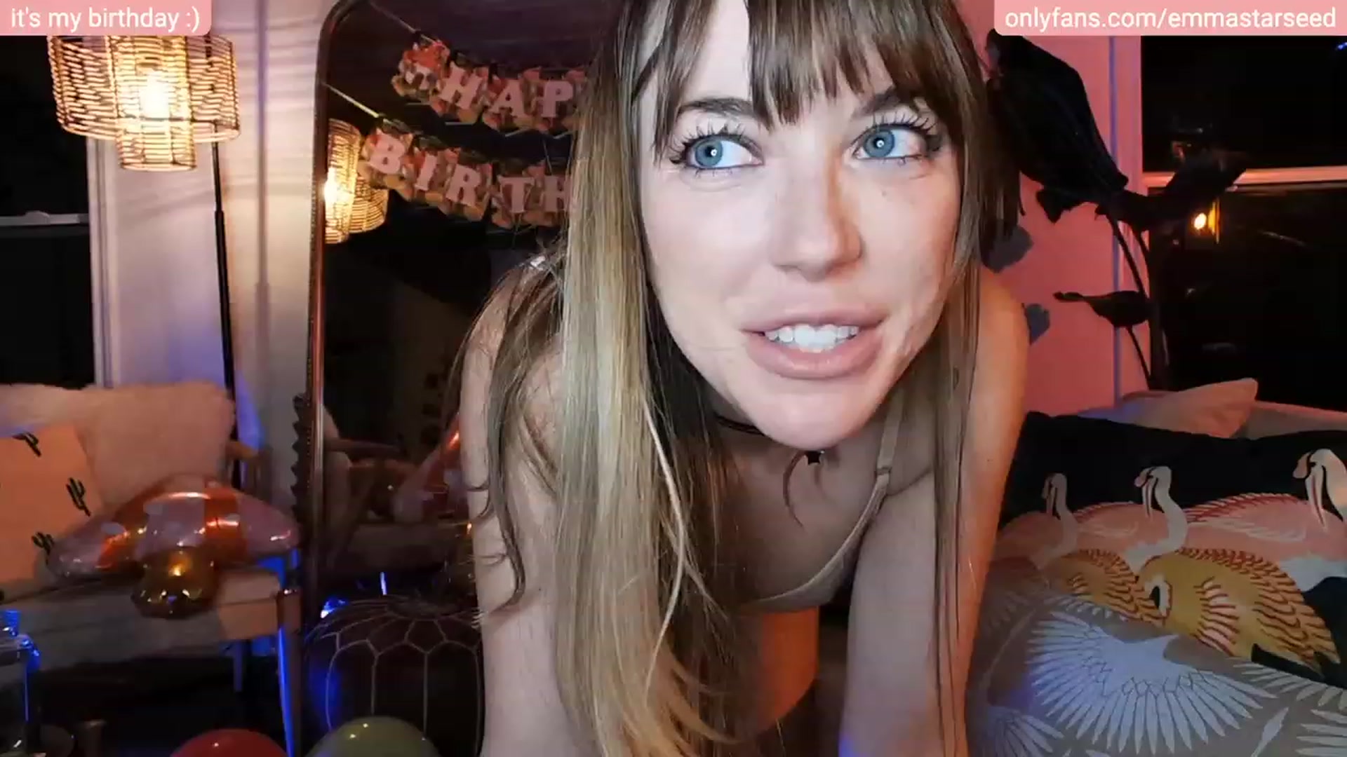 Gallery image thumbnail from EmmaStarseed's myfreecams stream on, 02/23/2023, 06:29 image 4 of 20