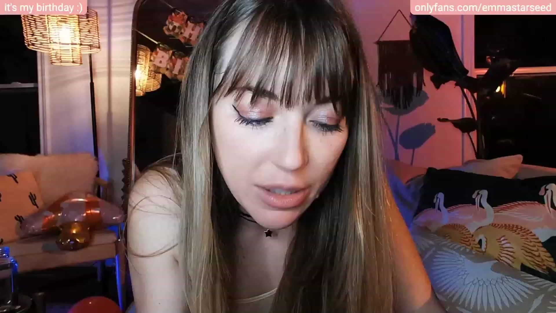 Gallery image thumbnail from EmmaStarseed's myfreecams stream on, 02/23/2023, 06:29 image 3 of 20