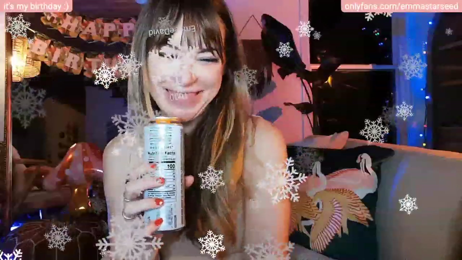 Gallery image thumbnail from EmmaStarseed's myfreecams stream on, 02/23/2023, 06:29 image 17 of 20