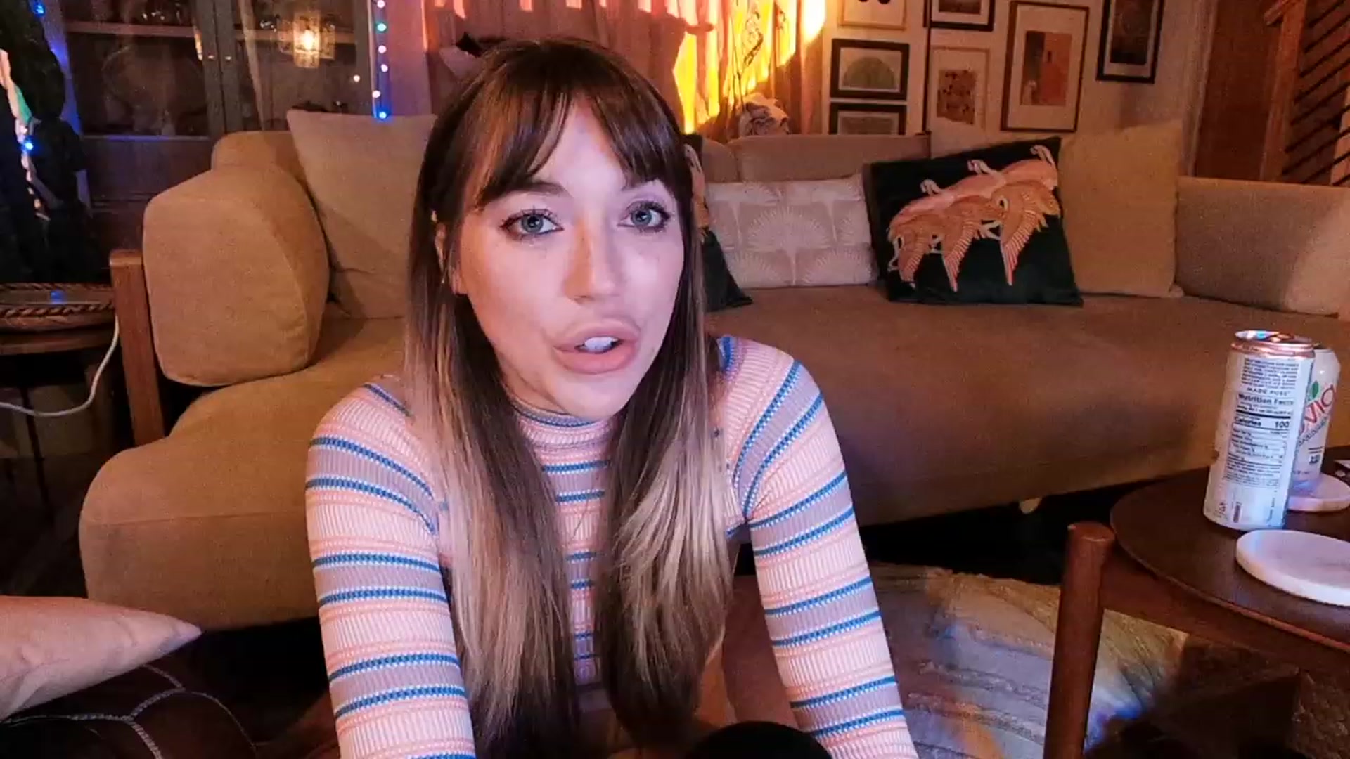 Gallery image thumbnail from EmmaStarseed's myfreecams stream on, 04/29/2023, 04:45 image 2 of 20
