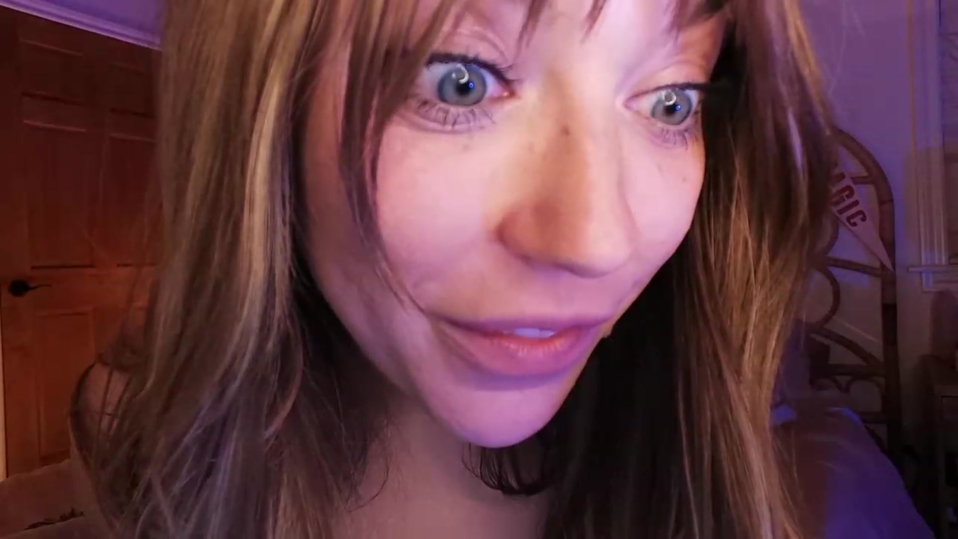 Gallery image thumbnail from EmmaStarseed's myfreecams stream on, 09/03/2023, 07:09 image 10 of 20