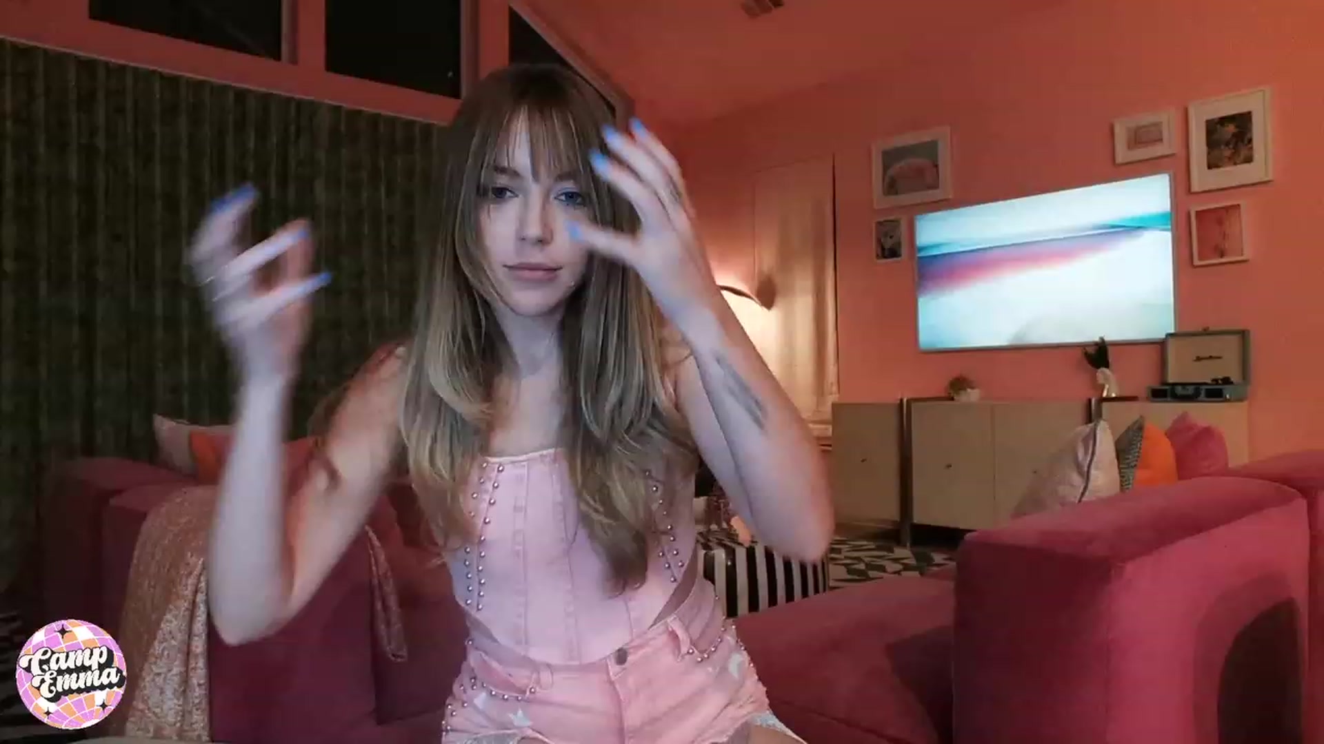 Gallery image thumbnail from EmmaStarseed's myfreecams stream on, 09/06/2023, 04:13 image 1 of 20