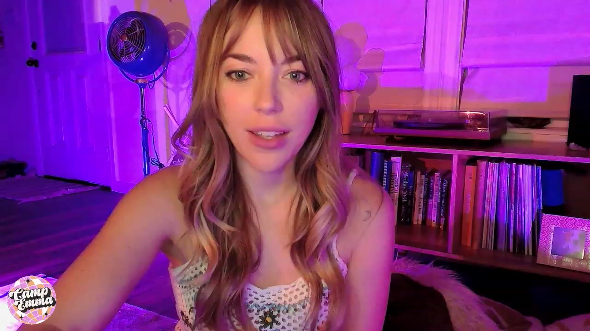 Gallery image thumbnail from EmmaStarseed's myfreecams stream on, 09/13/2023, 04:39 image 2 of 20
