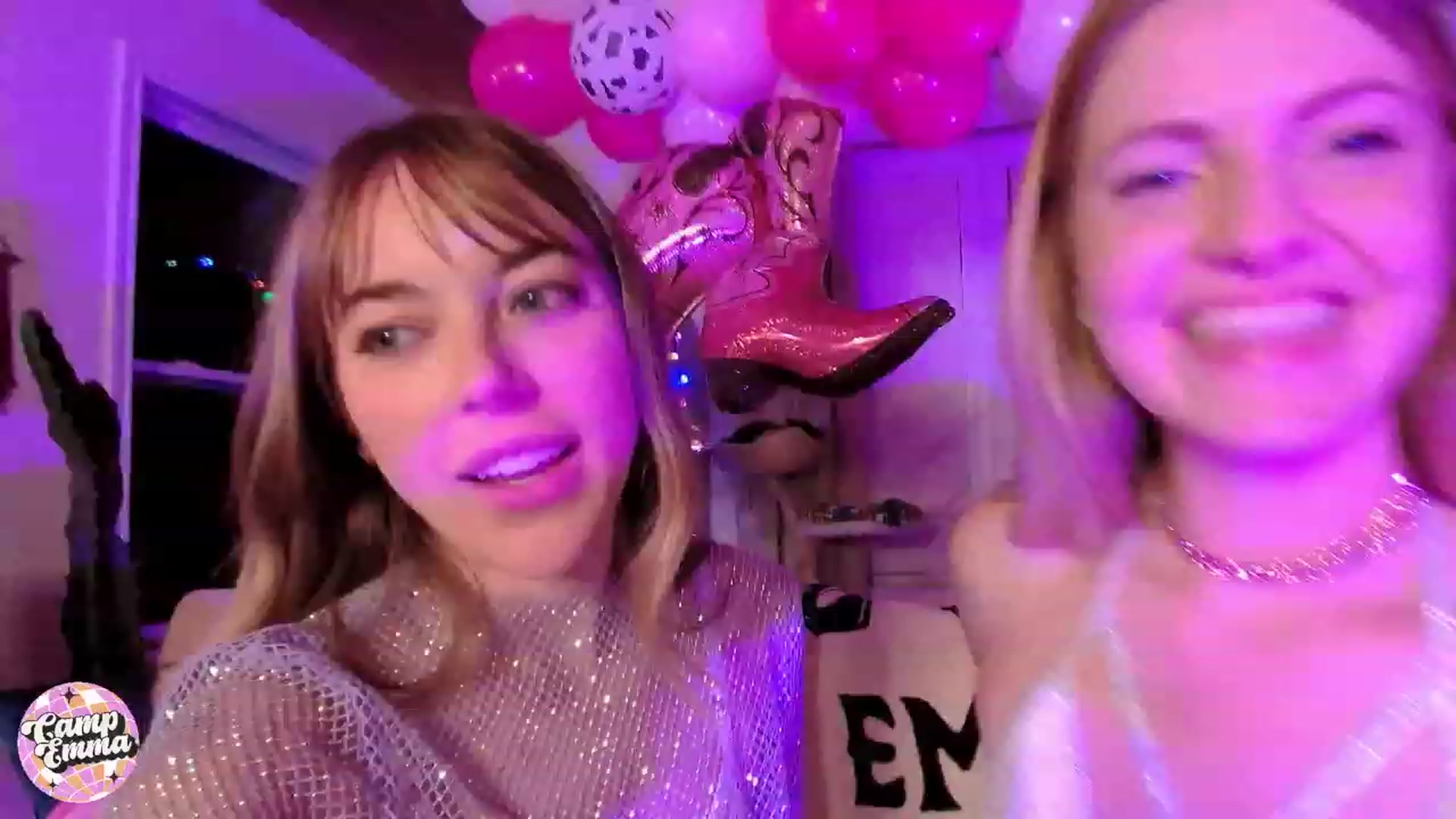 Gallery image thumbnail from EmmaStarseed's myfreecams stream on, 09/16/2023, 05:48 image 5 of 20