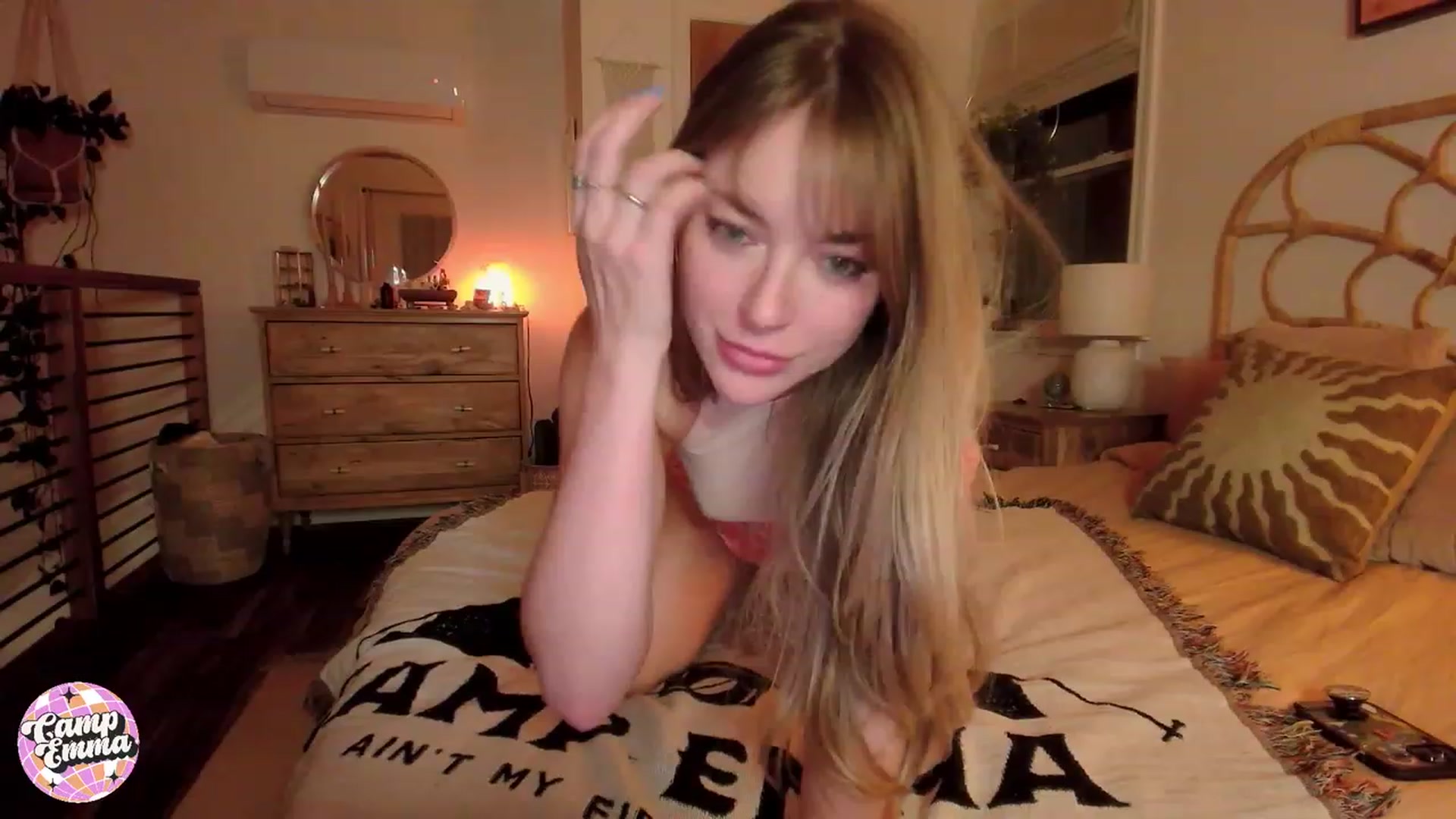 Gallery image thumbnail from EmmaStarseed's myfreecams stream on, 09/19/2023, 06:55 image 13 of 20