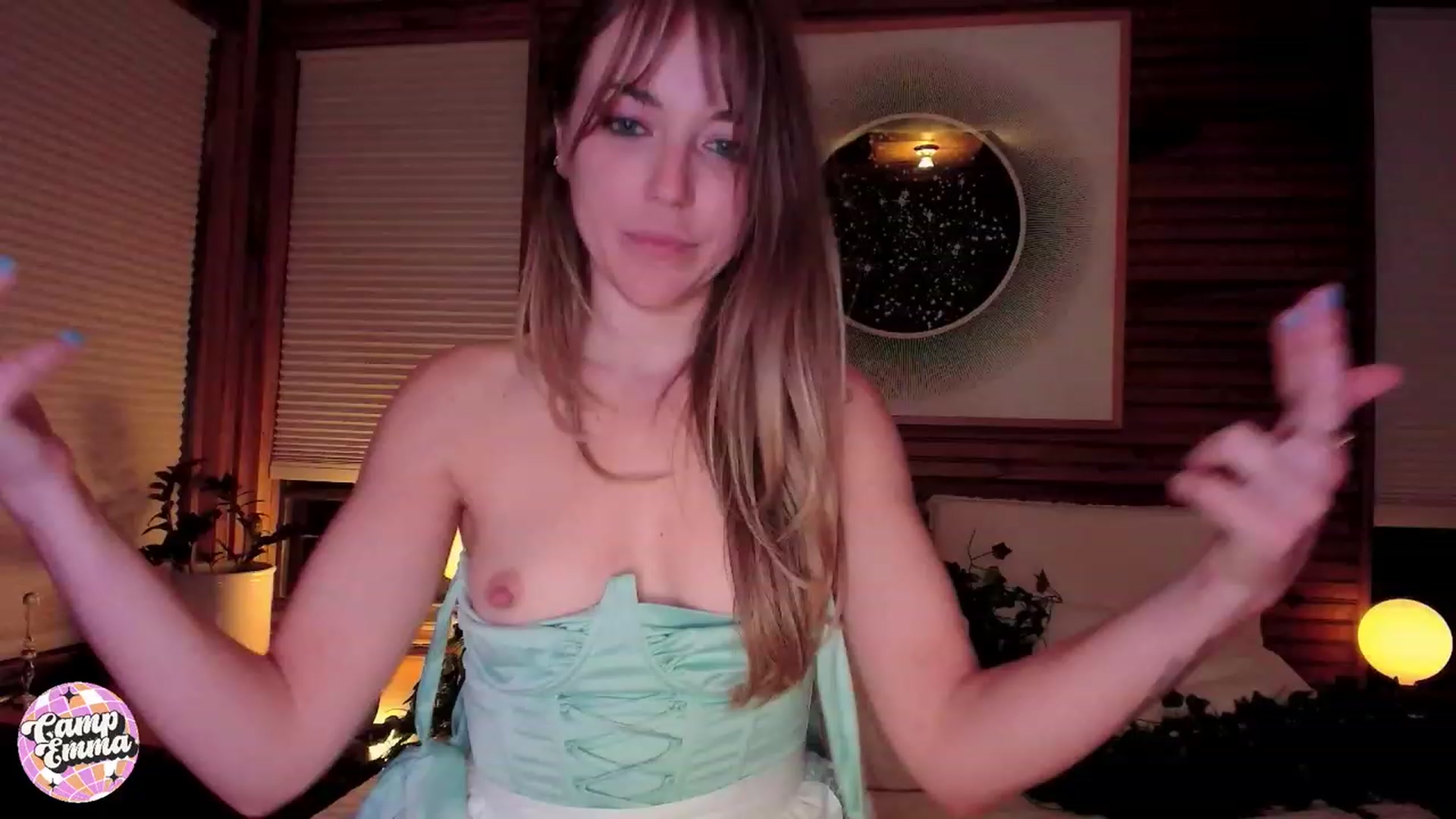 Gallery image thumbnail from EmmaStarseed's myfreecams stream on, 09/23/2023, 06:57 image 14 of 20