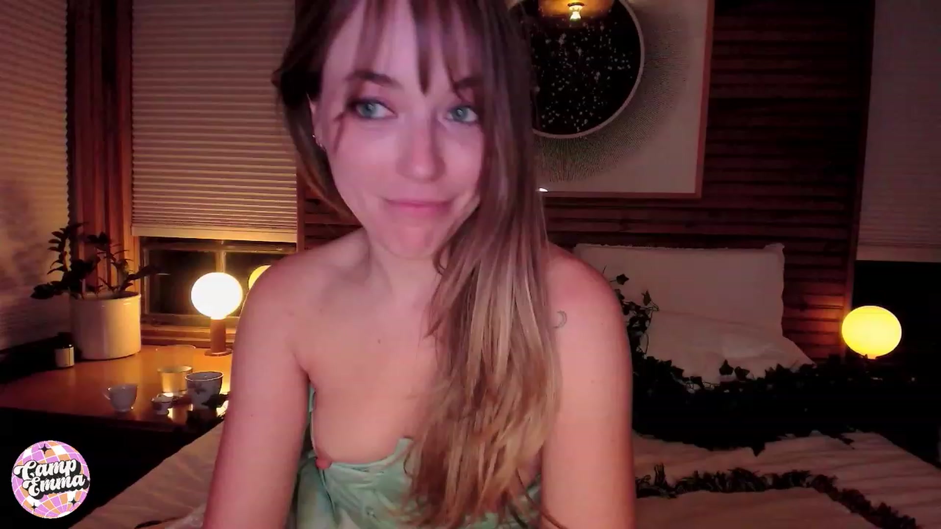 Gallery image thumbnail from EmmaStarseed's myfreecams stream on, 09/23/2023, 06:57 image 6 of 20