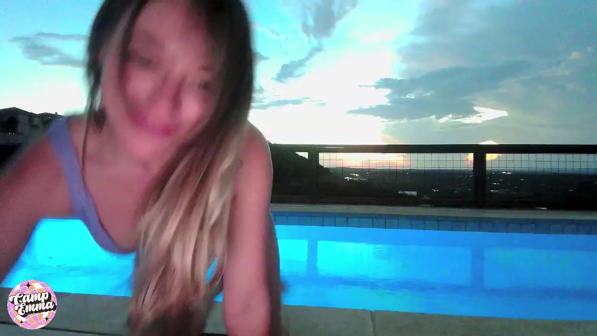 Gallery image thumbnail from EmmaStarseed's myfreecams stream on, 09/25/2023, 01:04 image 5 of 20