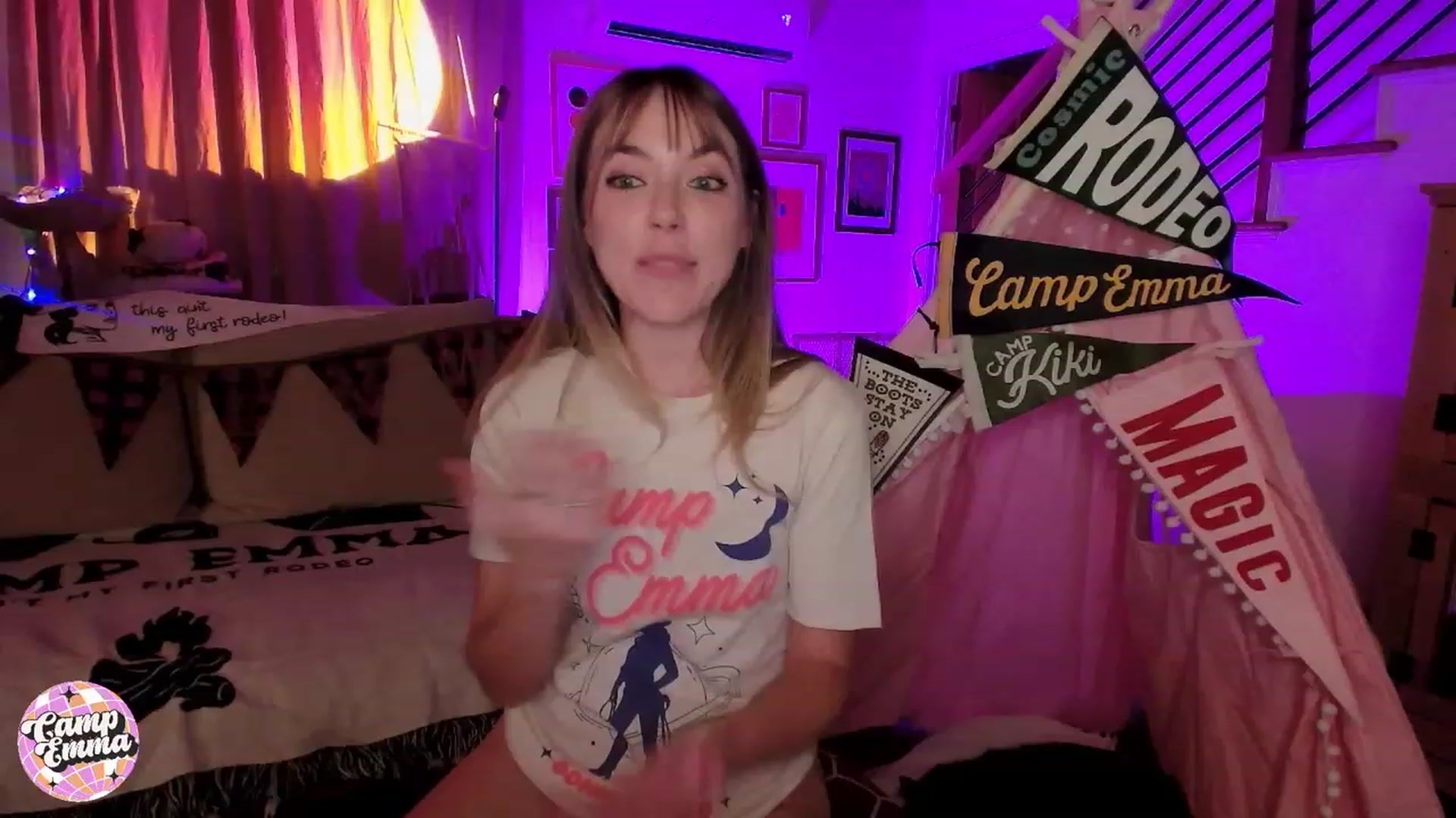 Gallery image thumbnail from EmmaStarseed's myfreecams stream on, 10/01/2023, 03:07 image 5 of 20