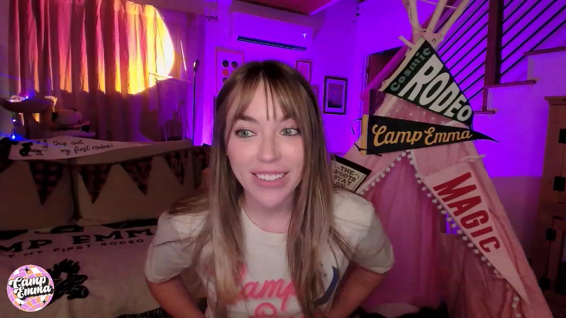 Gallery image thumbnail from EmmaStarseed's myfreecams stream on, 10/01/2023, 03:07 image 1 of 20