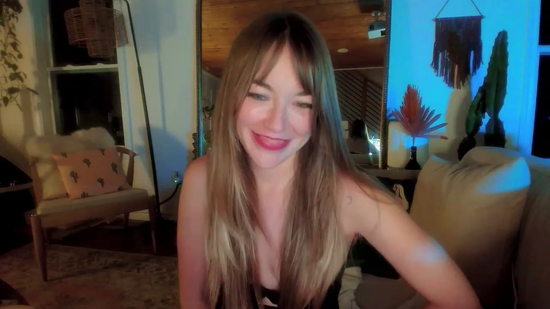 Gallery image thumbnail from EmmaStarseed's myfreecams stream on, 11/07/2023, 06:09 image 20 of 20