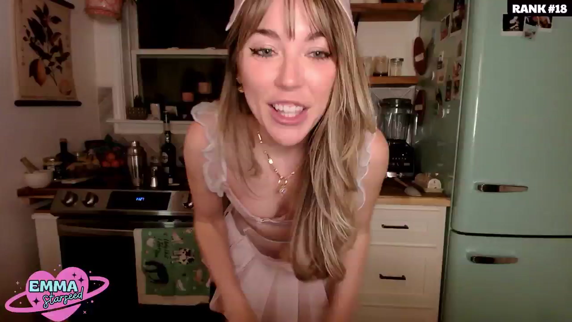 Gallery image thumbnail from EmmaStarseed's myfreecams stream on, 02/10/2024, 07:25 image 9 of 20