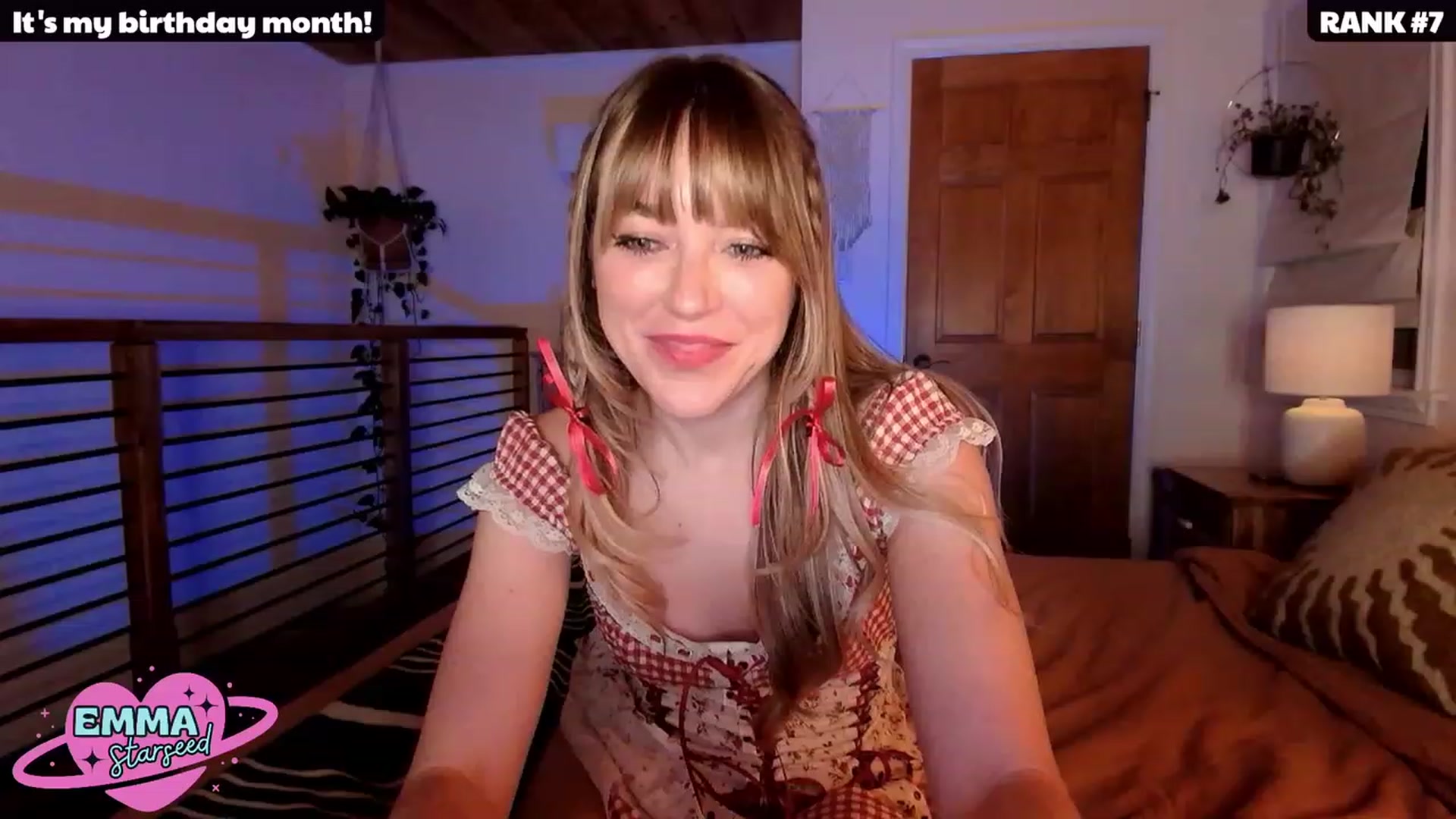 Gallery image thumbnail from EmmaStarseed's myfreecams stream on, 02/27/2024, 06:21 image 11 of 20
