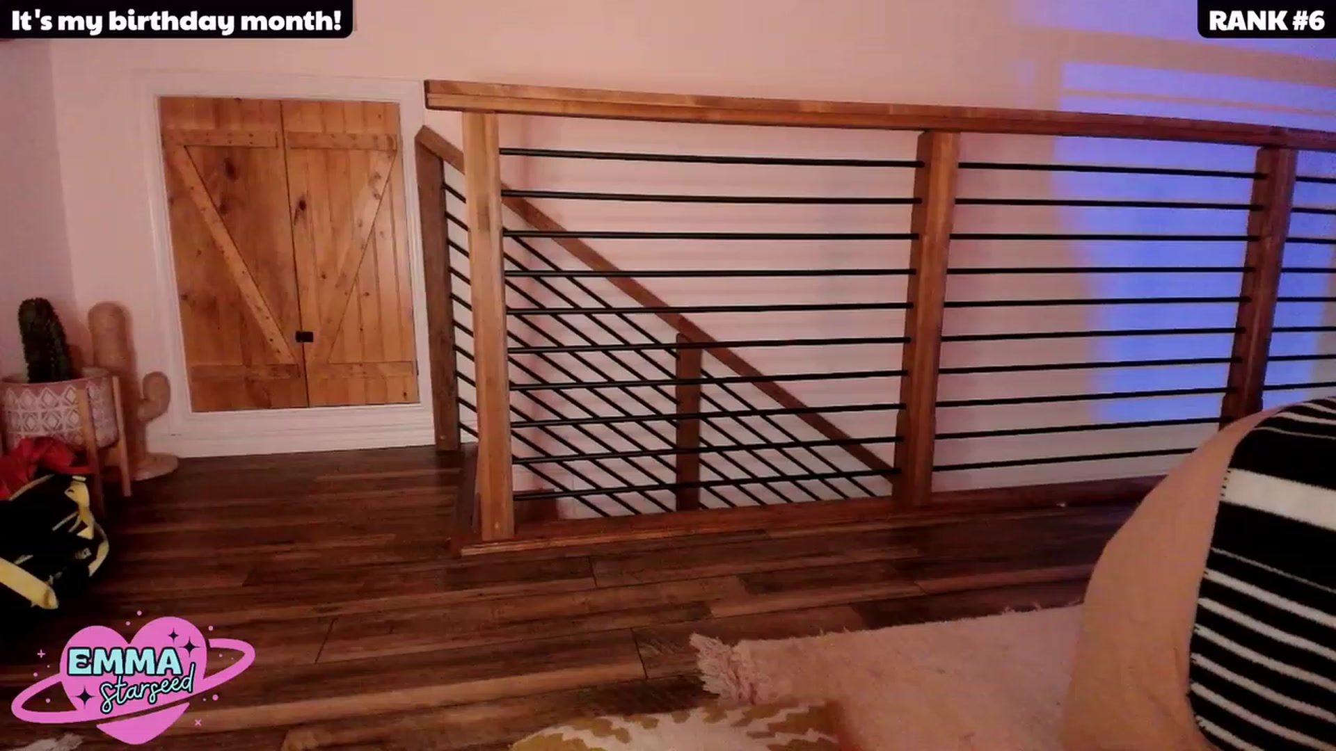 Gallery image thumbnail from EmmaStarseed's myfreecams stream on, 02/27/2024, 07:02 image 3 of 20