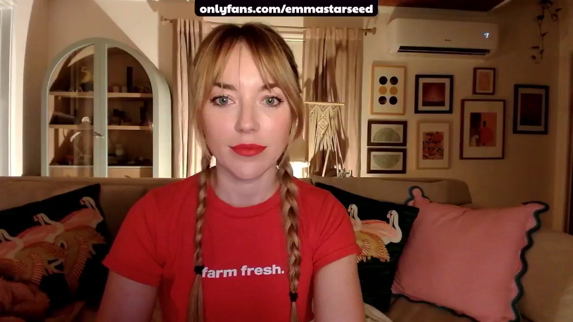 Gallery image thumbnail from EmmaStarseed's myfreecams stream on, 06/23/2024, 05:40 image 1 of 20