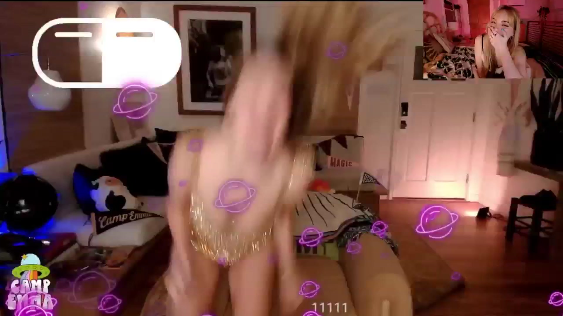 Gallery image thumbnail from EmmaStarseed's myfreecams stream on, 12/21/2024, 07:16 image 6 of 20
