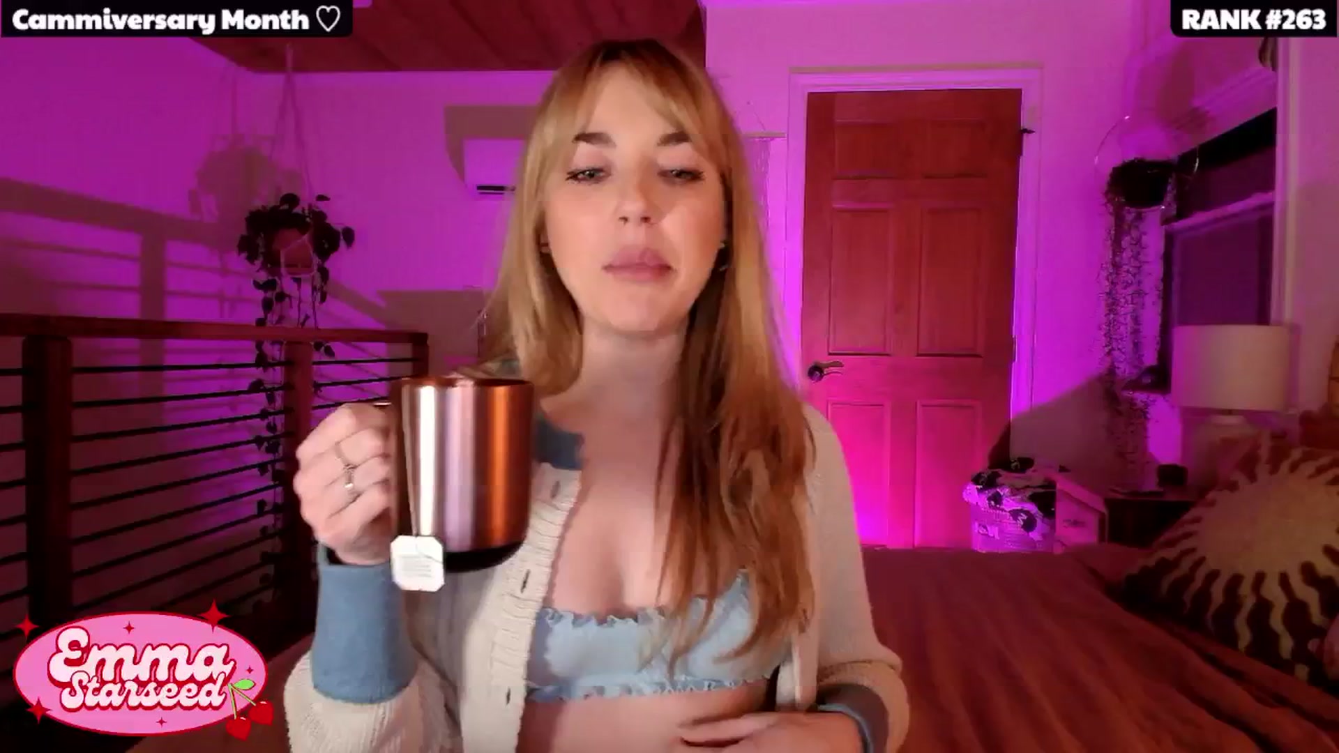 Gallery image thumbnail from EmmaStarseed's myfreecams stream on, 01/05/2025, 05:46 image 2 of 20