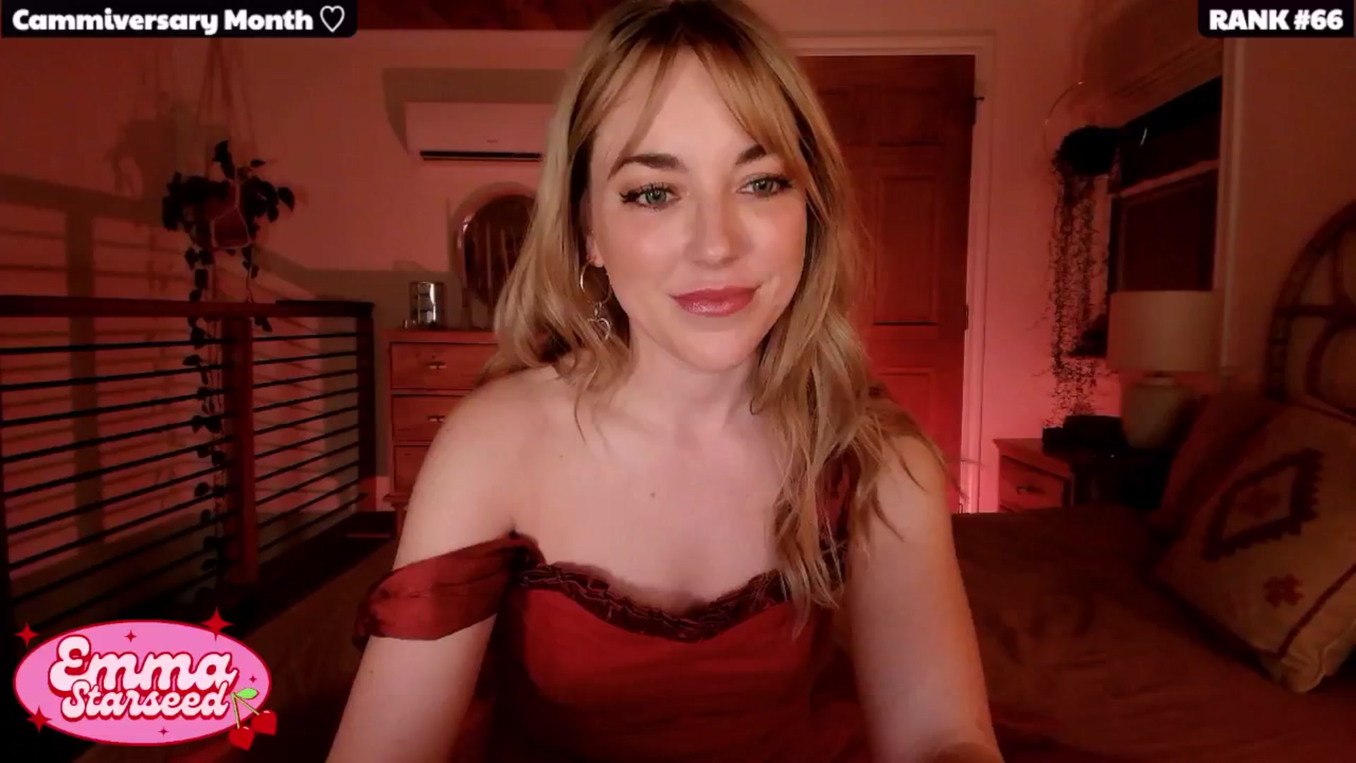 Gallery image thumbnail from EmmaStarseed's myfreecams stream on, 01/18/2025, 04:43 image 4 of 20