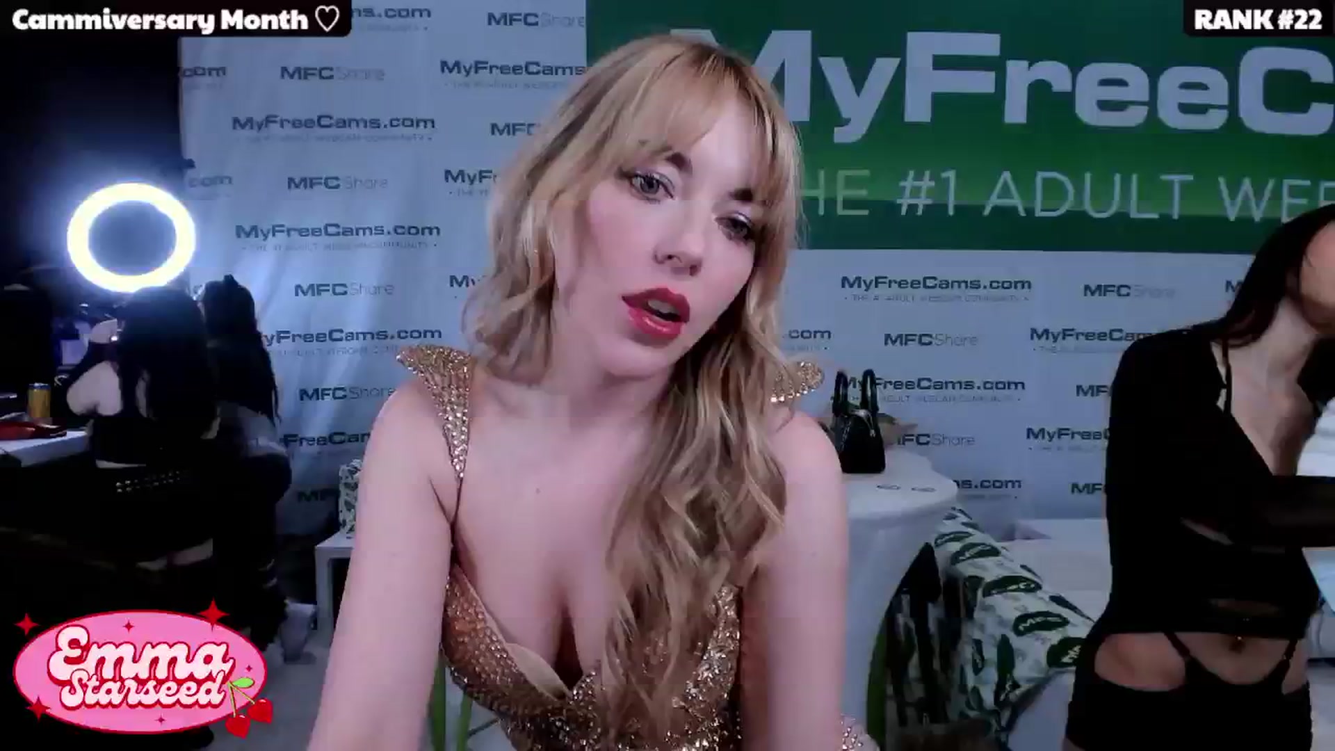 Gallery image thumbnail from EmmaStarseed's myfreecams stream on, 01/24/2025, 24:01 image 5 of 20