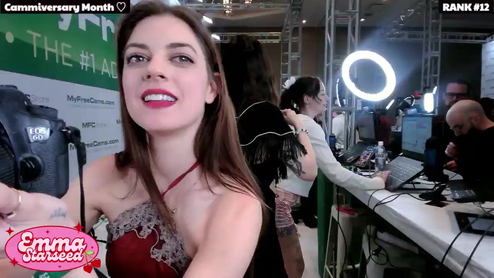 Gallery image thumbnail from EmmaStarseed's myfreecams stream on, 01/25/2025, 02:37 image 10 of 20