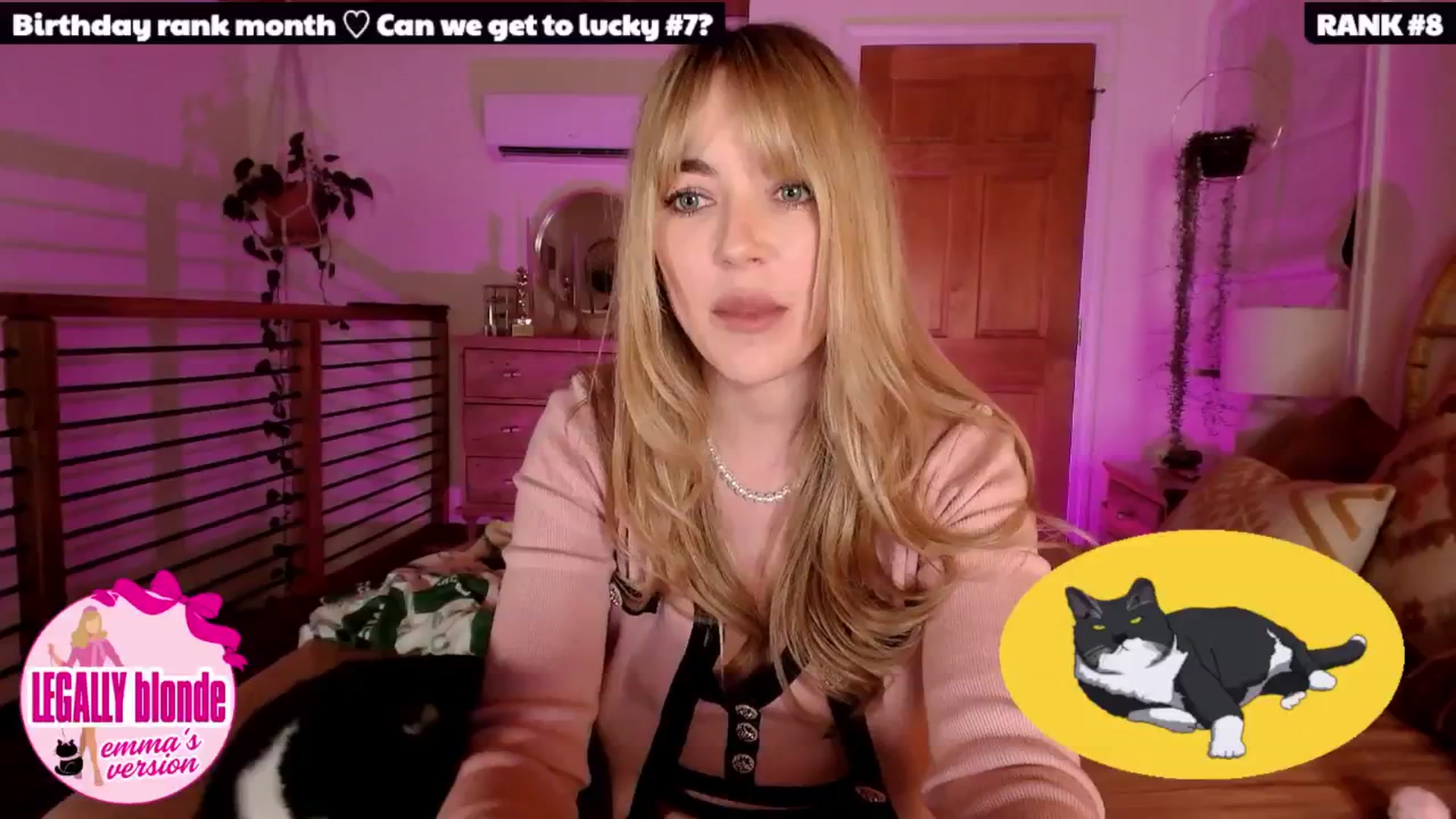 Gallery image thumbnail from EmmaStarseed's myfreecams stream on, 02/19/2025, 07:13 image 1 of 20