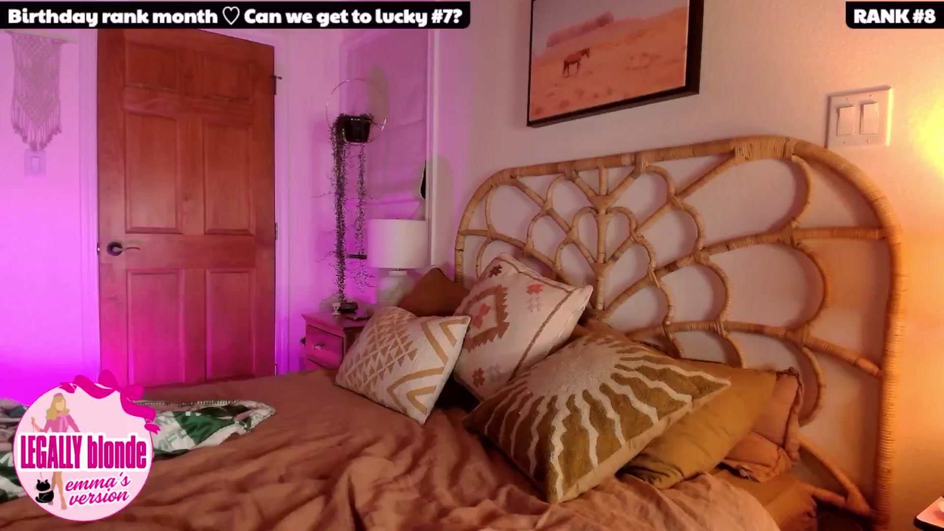 Gallery image thumbnail from EmmaStarseed's myfreecams stream on, 02/19/2025, 07:13 image 17 of 20