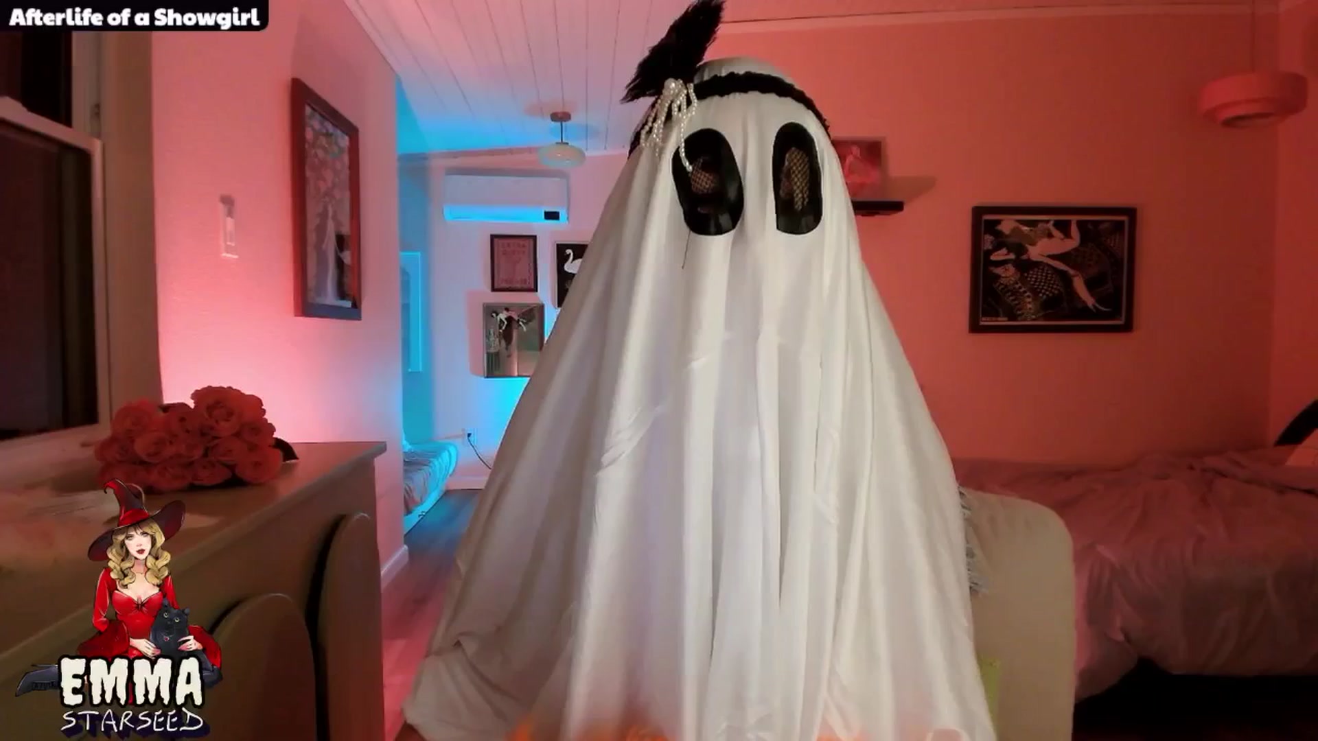 Gallery image thumbnail from EmmaStarseed's myfreecams stream on, 10/24/2025, 04:30 image 2 of 20