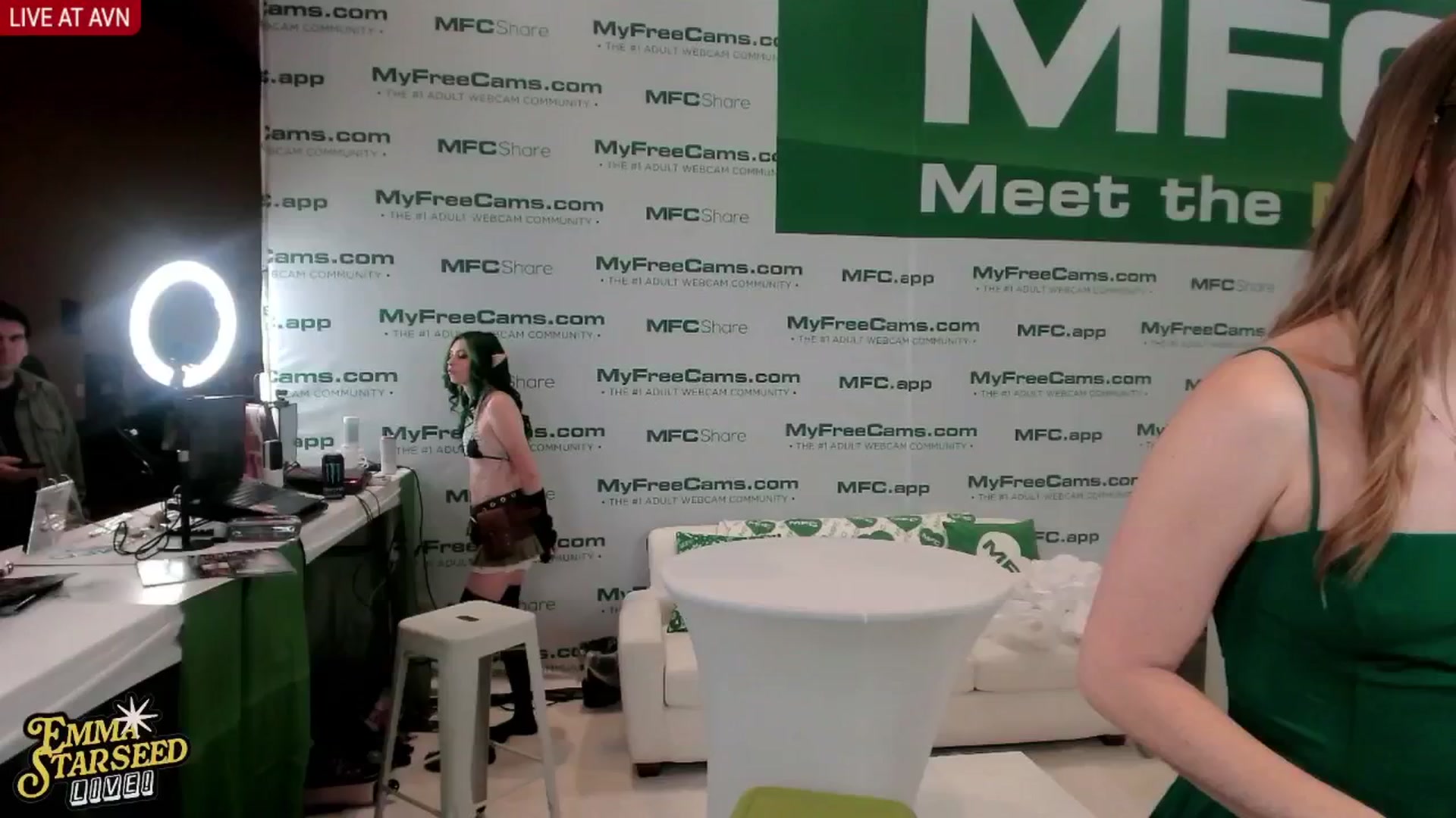 Gallery image thumbnail from EmmaStarseed's myfreecams stream on, 01/23/2026, 01:02 image 9 of 20