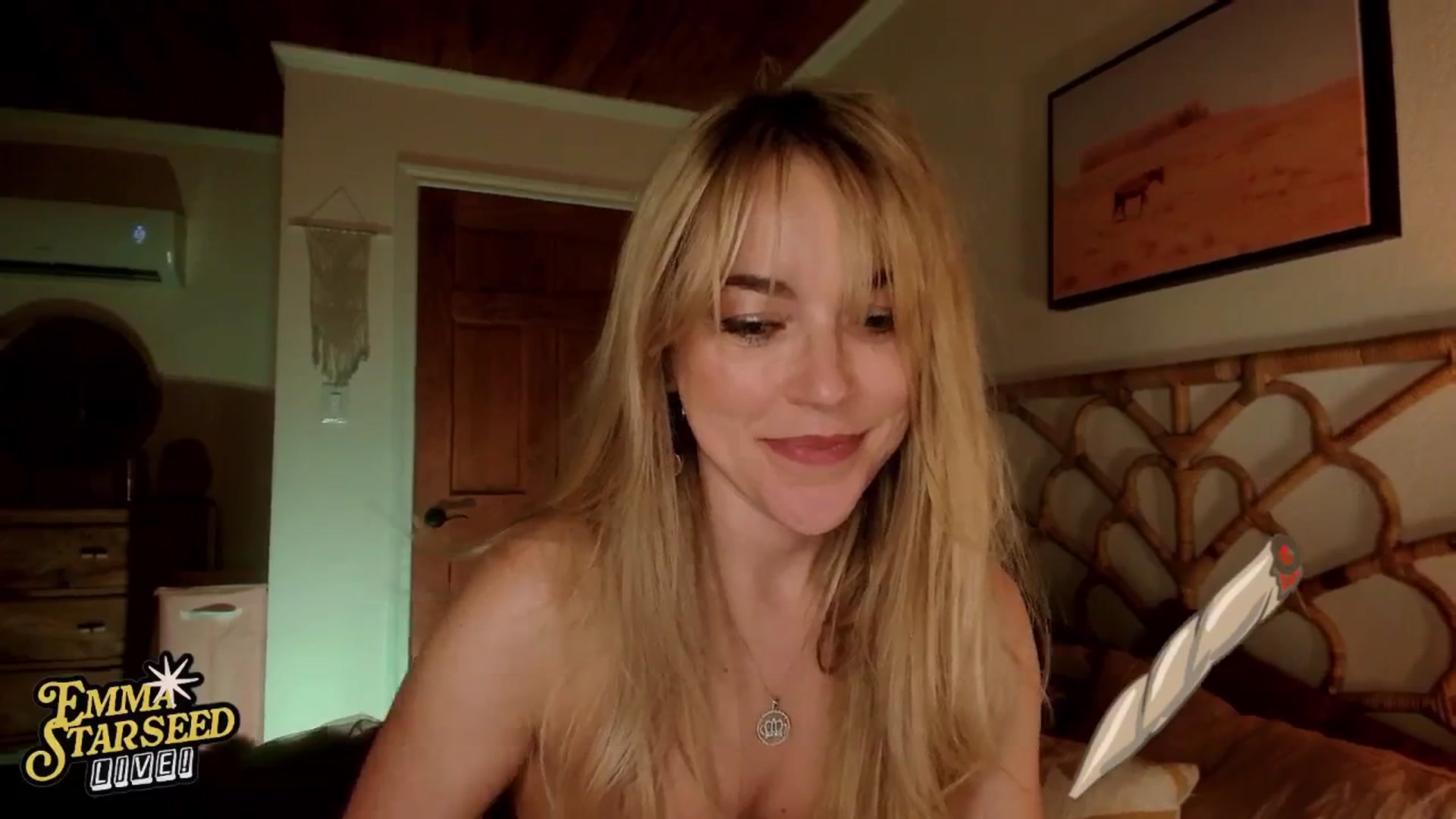 Gallery image thumbnail from EmmaStarseed's myfreecams stream on, 02/08/2026, 08:20 image 15 of 20