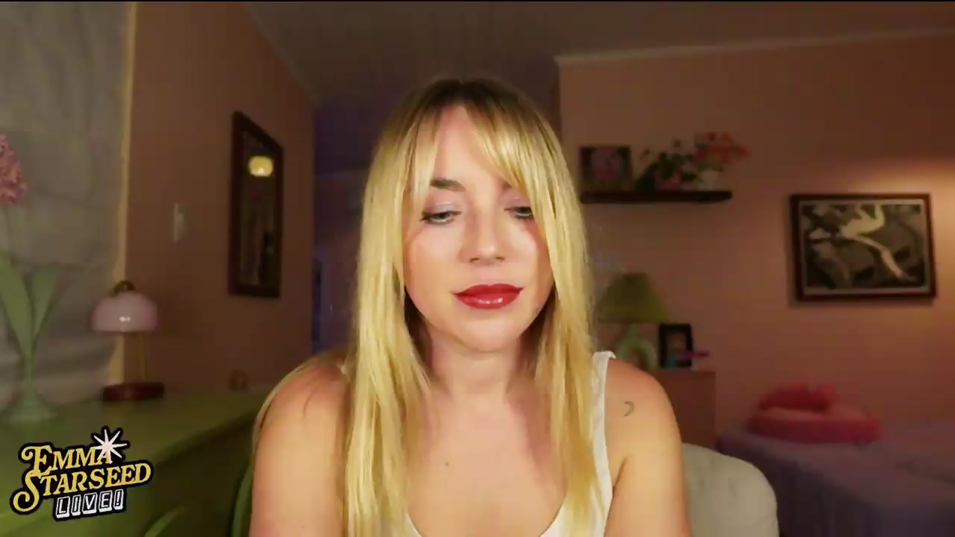 Gallery image thumbnail from EmmaStarseed's myfreecams stream on, 08/08/2026, 03:00 image 6 of 20