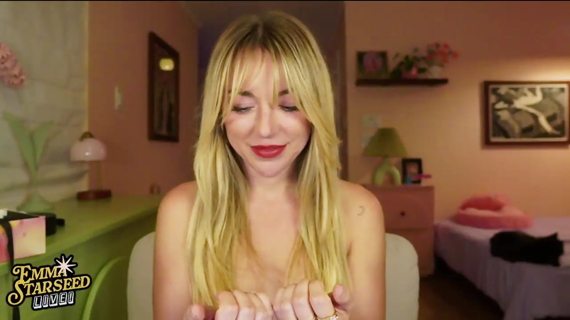 Gallery image thumbnail from EmmaStarseed's myfreecams stream on, 08/08/2026, 05:53 image 18 of 20
