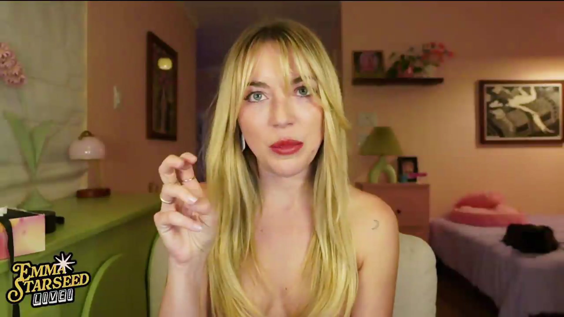 Gallery image thumbnail from EmmaStarseed's myfreecams stream on, 08/08/2026, 05:53 image 19 of 20