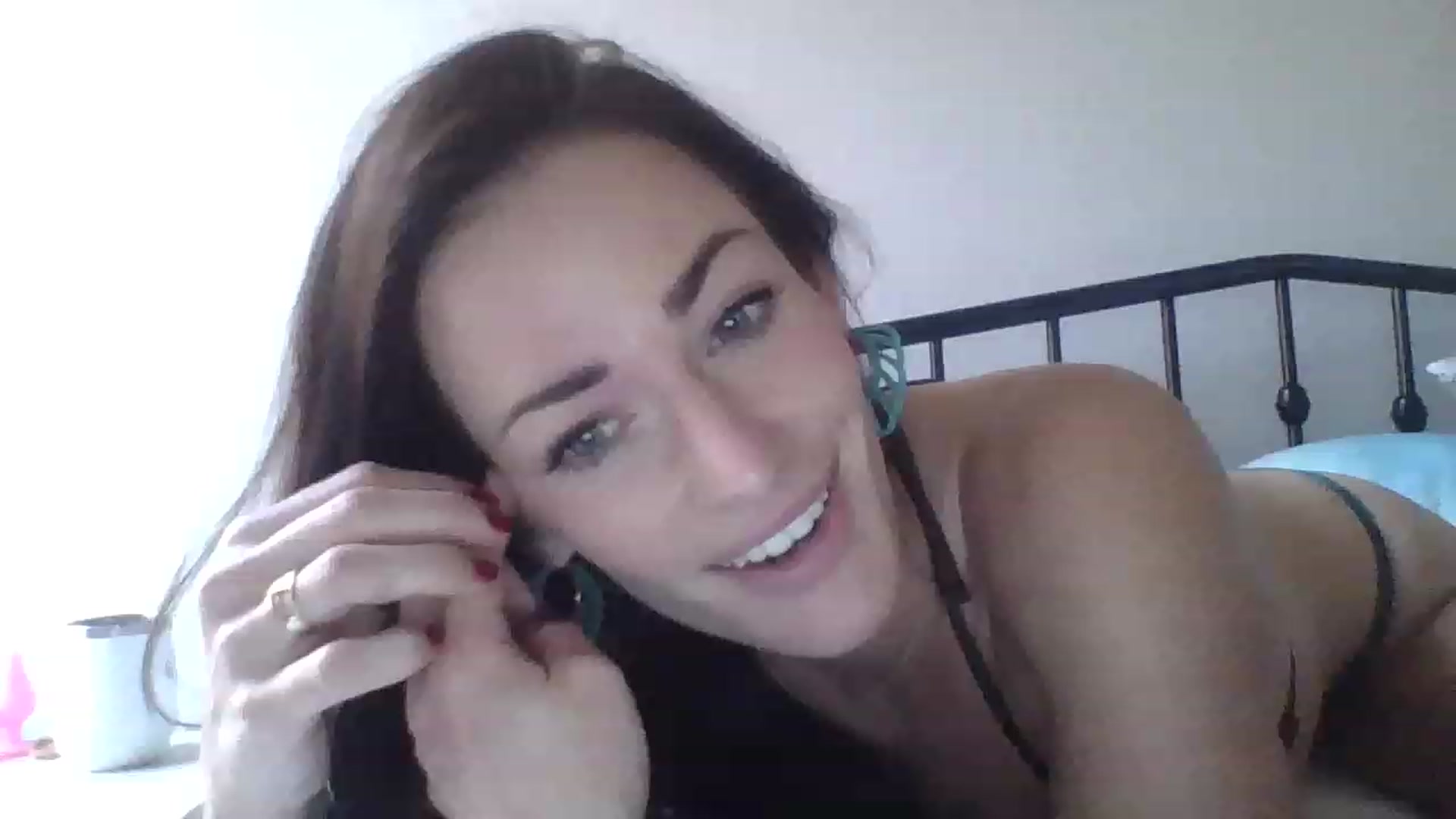Gallery image thumbnail from EmmaStone4's myfreecams stream on, 08/18/2023, 19:45 image 12 of 20