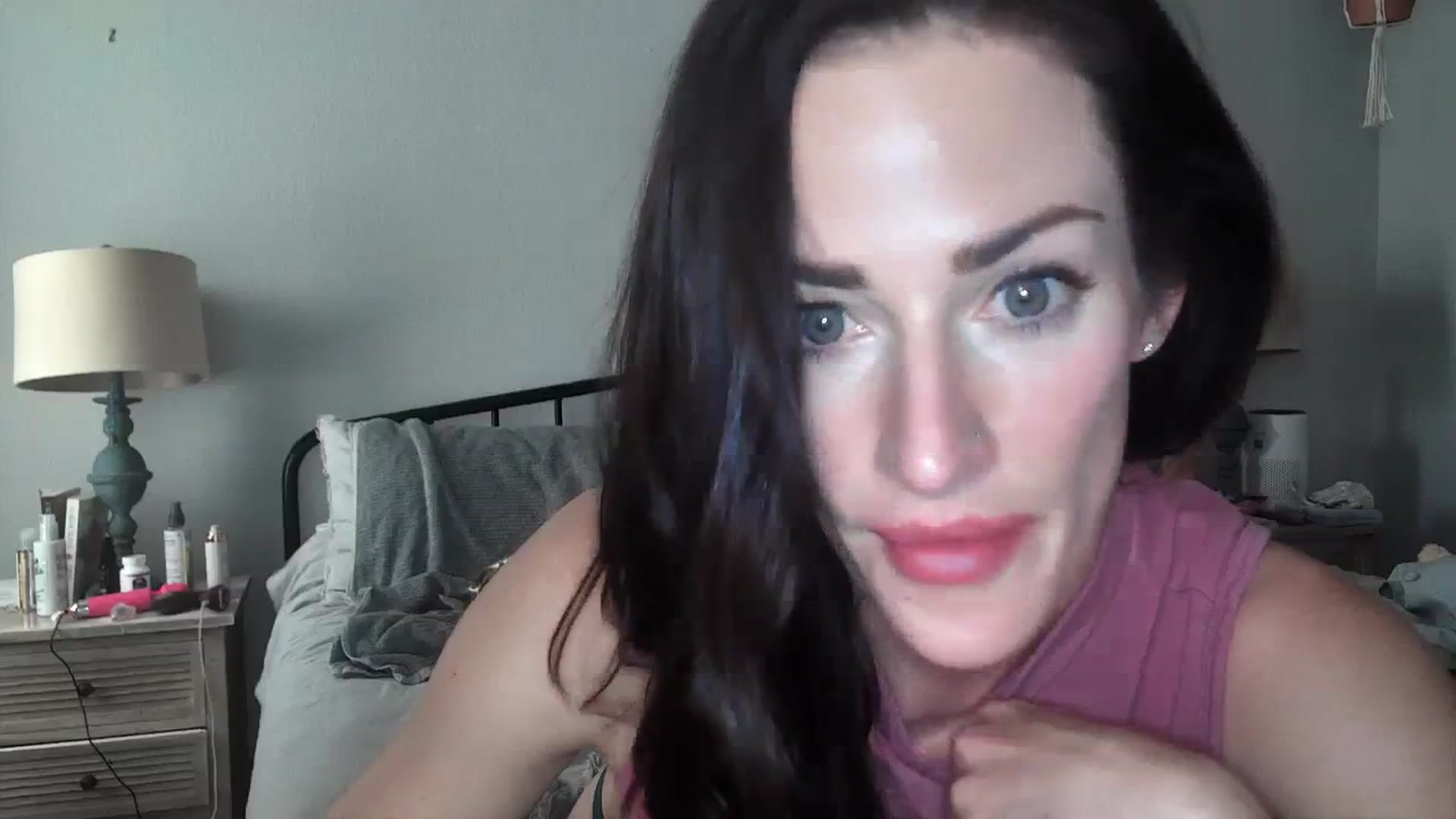 Gallery image thumbnail from EmmaStone4's myfreecams stream on, 09/26/2023, 19:15 image 19 of 20
