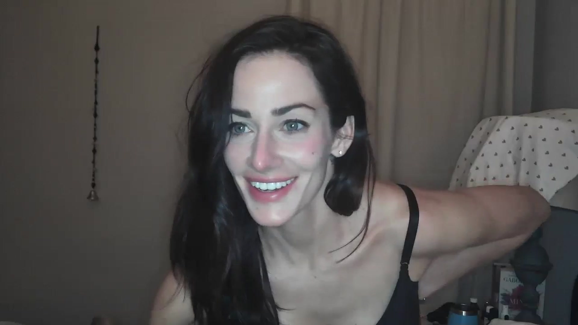 Gallery image thumbnail from EmmaStone4's myfreecams stream on, 10/10/2023, 04:07 image 17 of 20