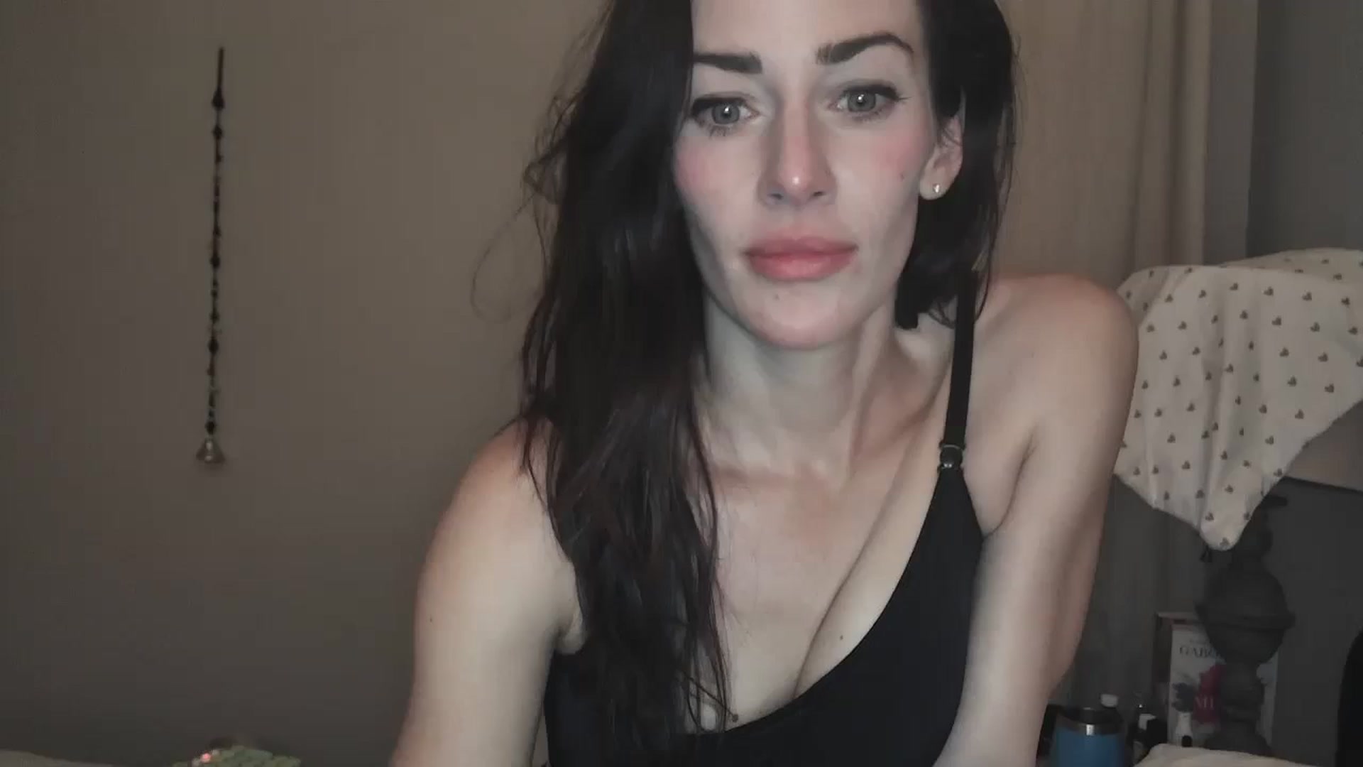 Gallery image thumbnail from EmmaStone4's myfreecams stream on, 10/10/2023, 04:07 image 15 of 20