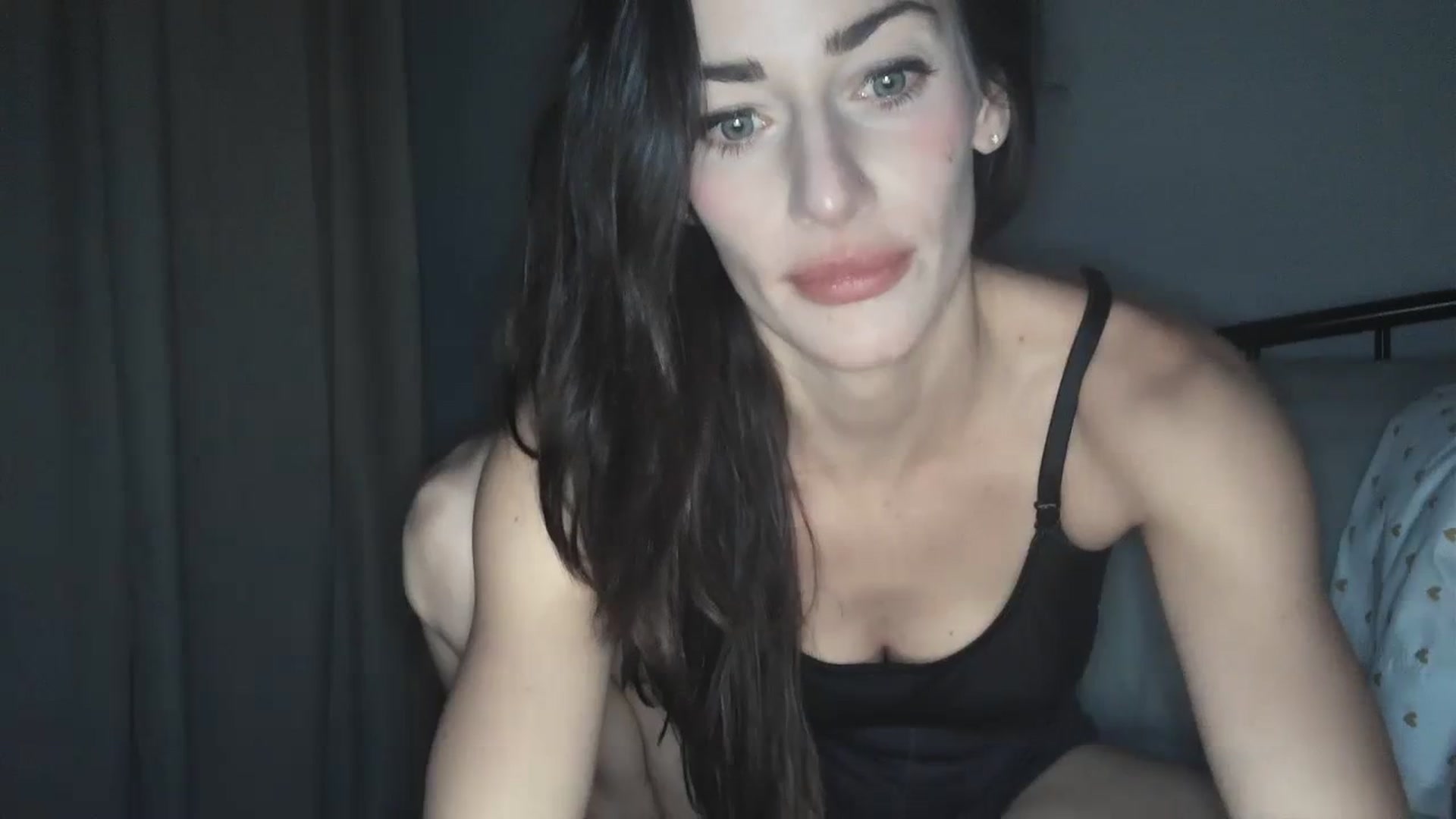 Gallery image thumbnail from EmmaStone4's myfreecams stream on, 10/10/2023, 04:07 image 4 of 20