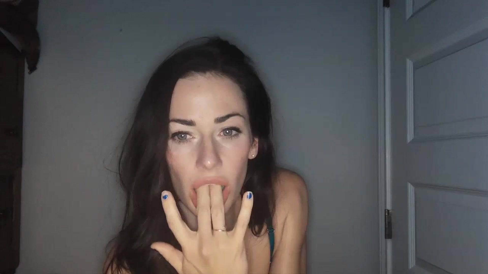 Gallery image thumbnail from EmmaStone4's myfreecams stream on, 10/20/2023, 05:22 image 3 of 20